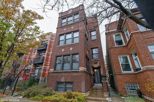 1st image of 4230 N Ashland Ave APT 3