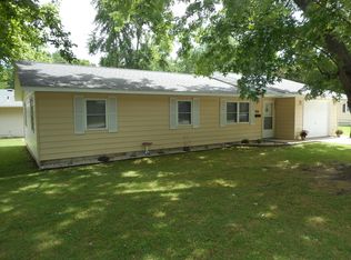 828 Riverside Dr, Neosho, MO 64850