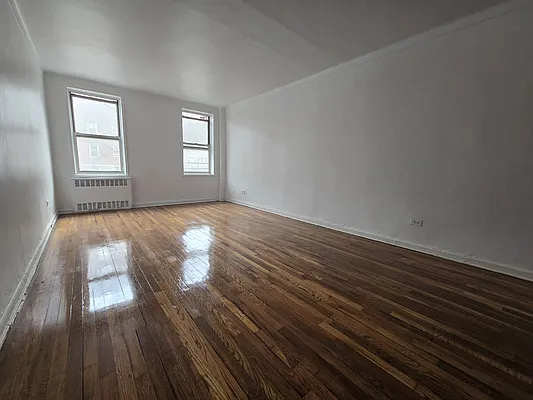 Rented by Voro Purple LLC | media 5