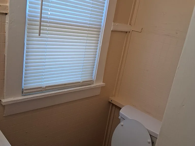 4461 Haines Rd N #4 — Photo 6