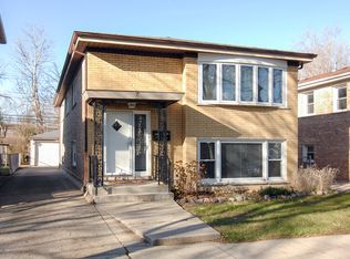 4122 N Kolmar Ave, Chicago, IL