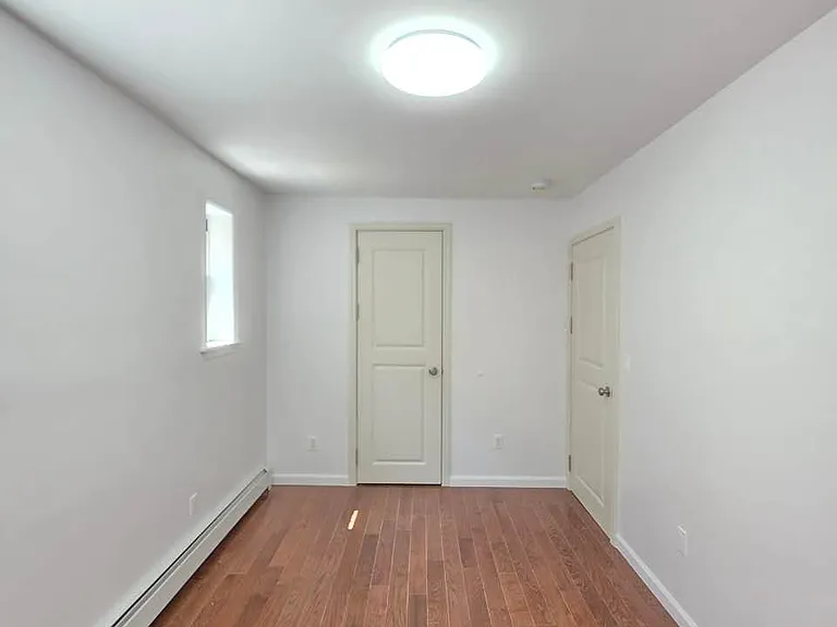 1418 Bath Ave #2-F — Photo 5