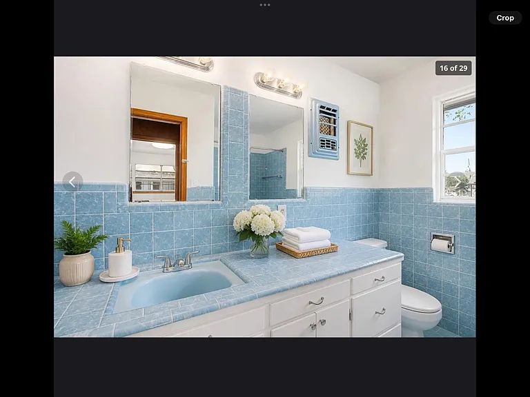 2337 N Austin Ave — Photo 11