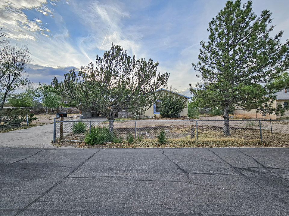 1st image of 4631 Sun Valley Dr SW