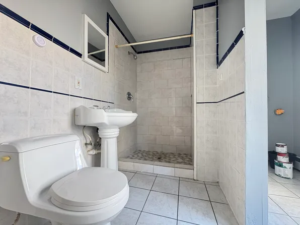 89 West 20th Street image 8 of 9