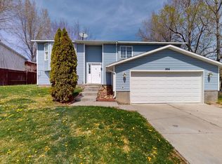 206 Rolling Hills Dr, Elko, NV 89801