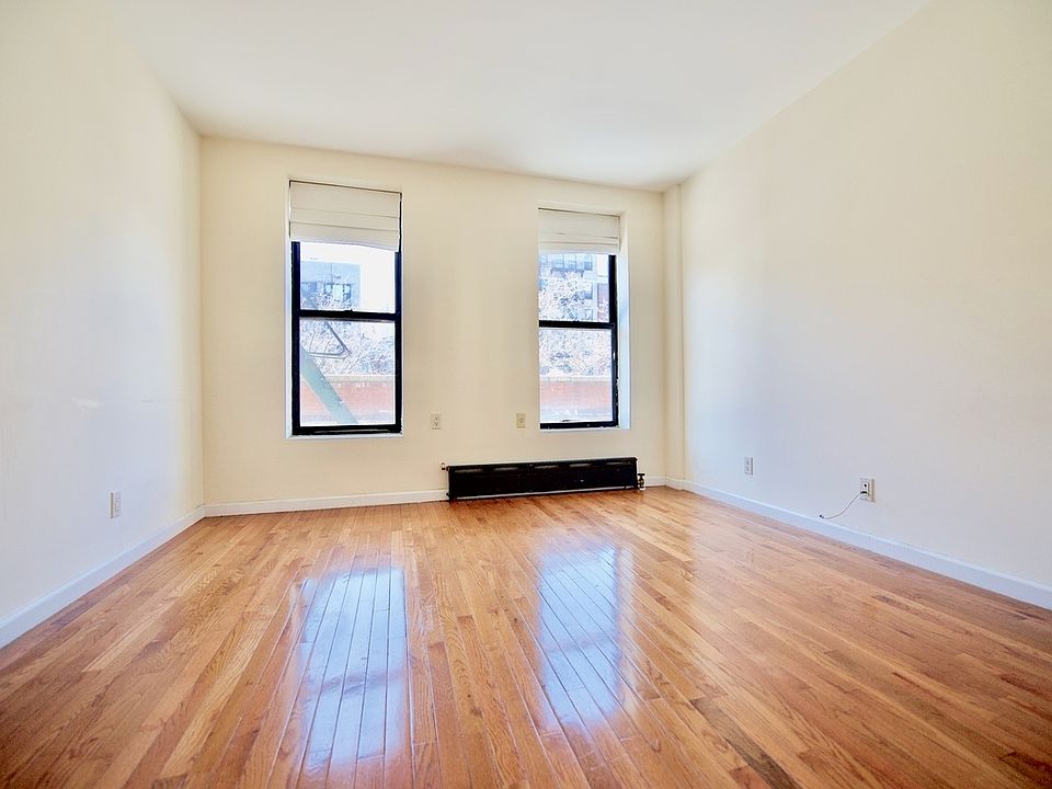 2nd image of 156 Allen St #7R