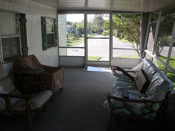 5th image of 1335 Fleming Ave #21