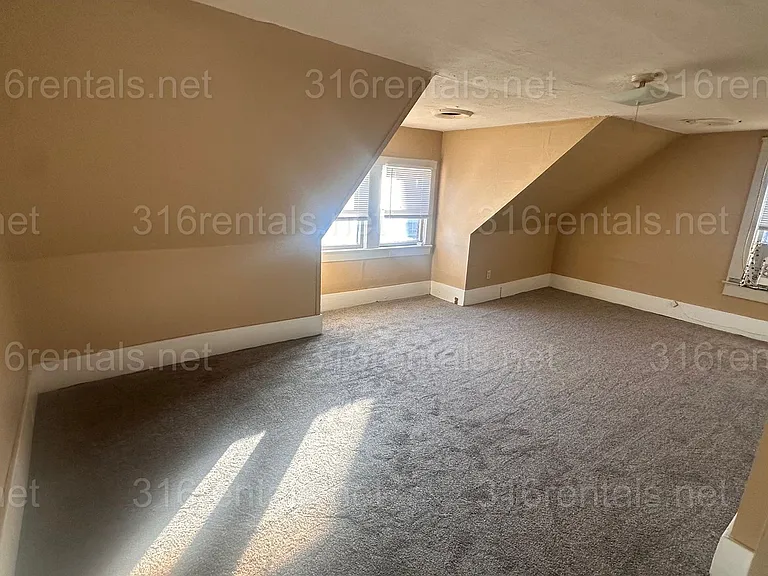 1446 S Water St #C — Photo 4