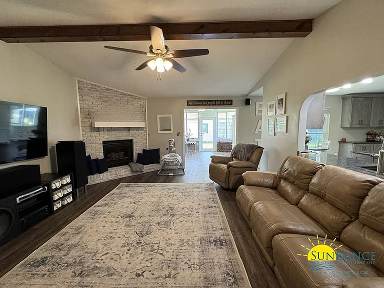 109 Long Pointe Dr — Photo 7