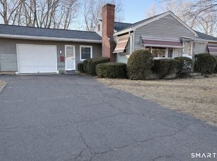 5 Edmund Lane, Enfield, CT 06082