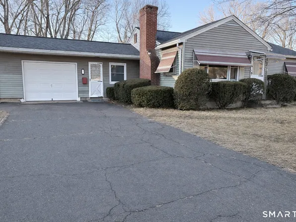 5 Edmund Lane, Enfield, CT 06082