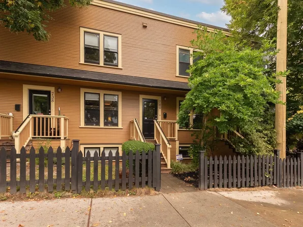 740 Jackson Ave, Vancouver, BC V6A 3B9