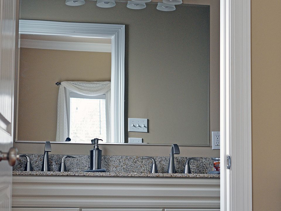 Also a walk in shower