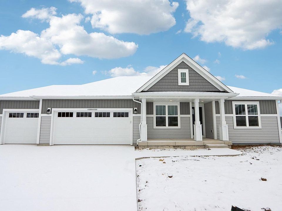 1st image of W189N15705 Paloroma COURT