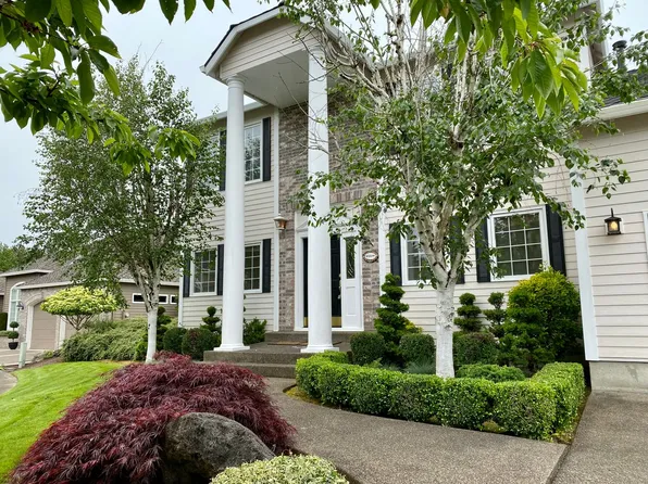 14241 NW Lakeshore Ct, Portland, OR 97229