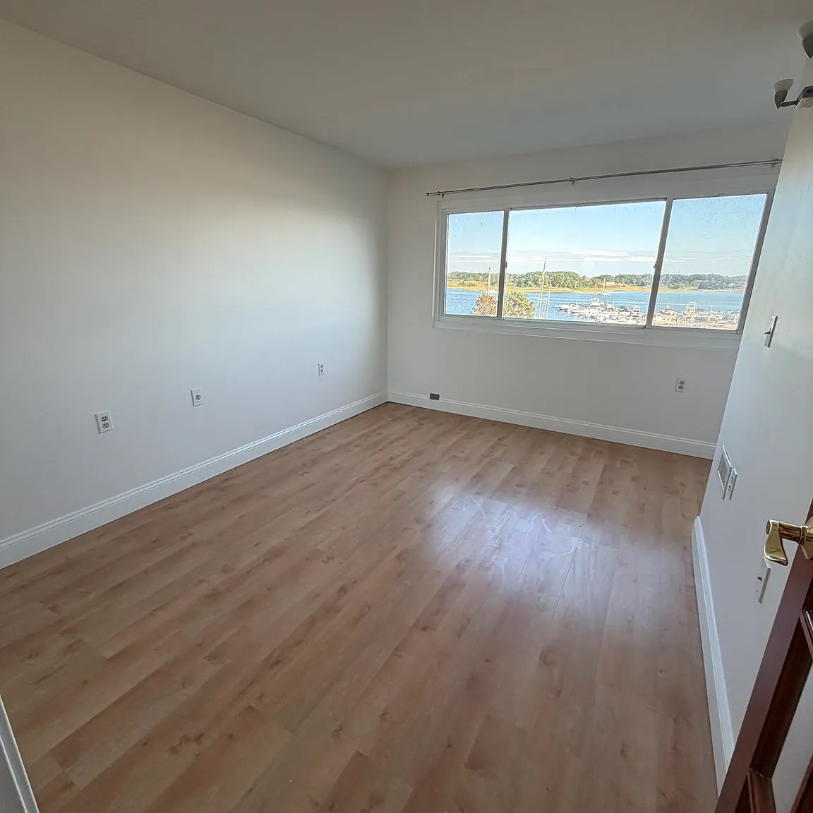2 bed, 2.0 bath, 1069 sqft, $2,500 — Photo 4