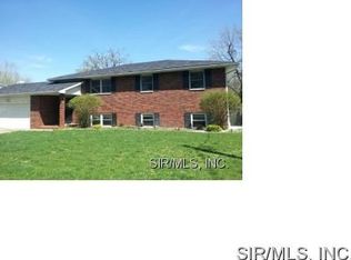 621 E Airwood Dr, East Alton, IL