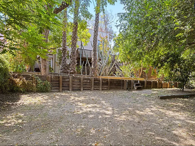 830 Robinson St #830 — Photo 14