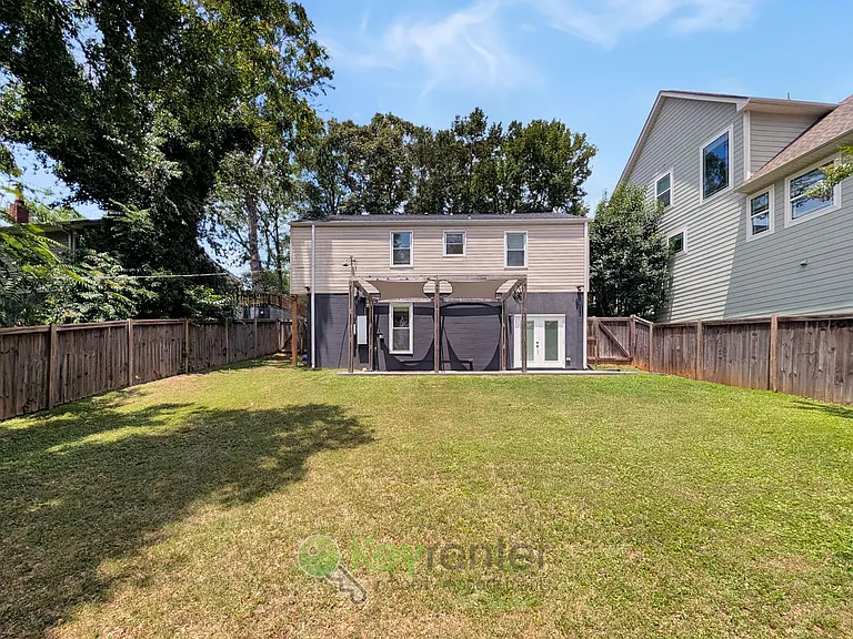 102 Woodville Ave — Photo 25