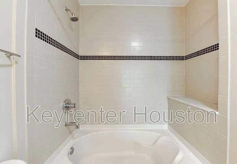 5925 Almeda Rd #2214 — Photo 28