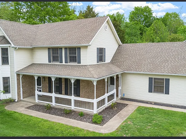 3401 Derby Ridge Dr — Photo 1