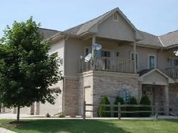 1500 Gabriel Dr, Waukesha, WI 53188