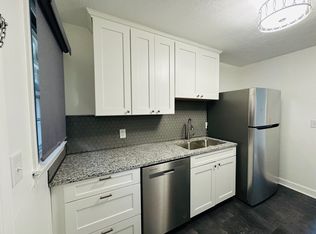 902 S 36th St #902, Omaha, NE 68105