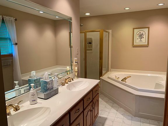4th image of 2958 Trueman Ct