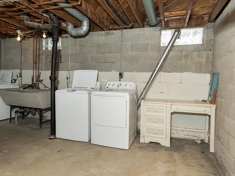 347 N Eton St #18 — Photo 24