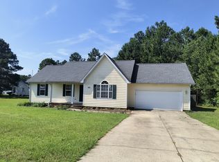 162 Ridgecrest Rd, Cameron, NC 28326