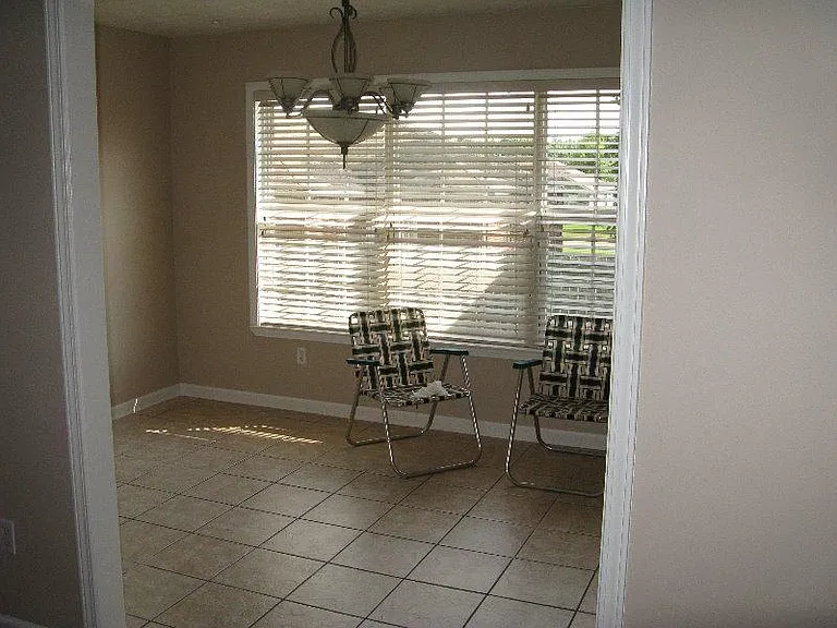 3409 N Ridge Dr — Photo 9