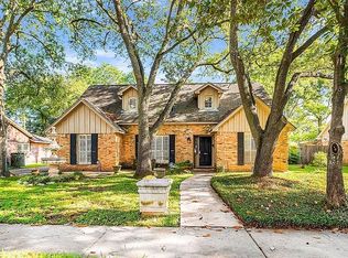 7906 Roos Rd, Houston, TX 77036