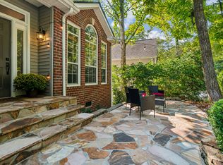 933 S Woodstone Ln, Nashville, TN 37211