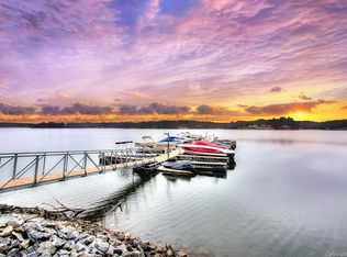 14021 Queens Harbor Rd, Charlotte, NC 28278