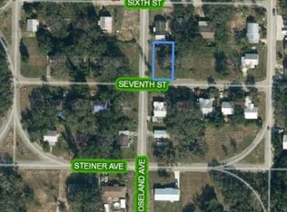 4802 7th St, Sebring, FL 33870