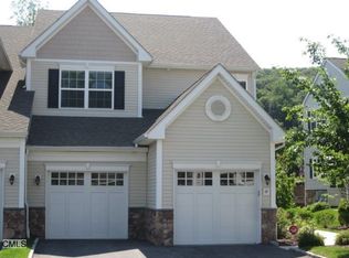 15 Hidden Brook Trl, Bethel, CT 06801