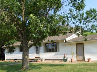 201 NE Walnut Grove Rd, Topeka, KS 66617