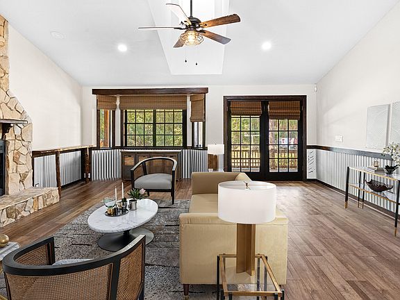 2nd image of 8446 92nd Avenue