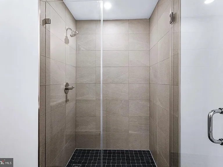 3817 Georgia Ave NW #6 — Photo 34