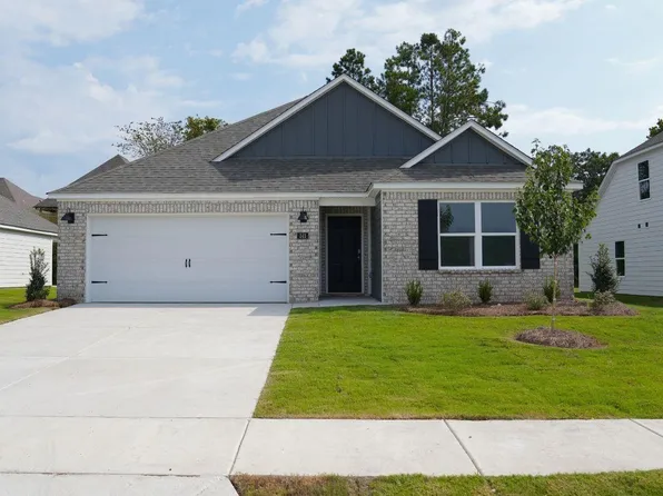 341 Oakmont Cir, Calera, AL 35040