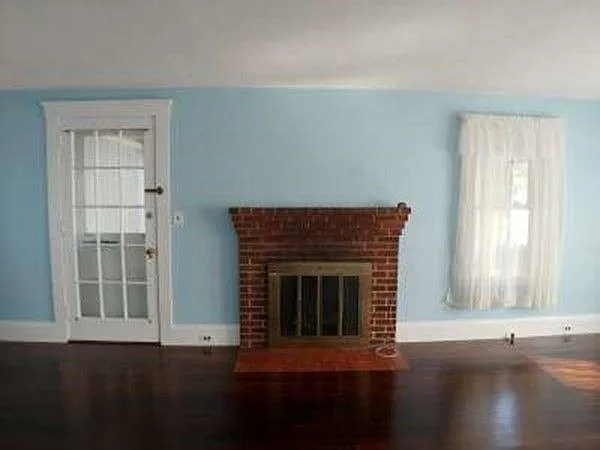 386 Union Ave — Photo 5