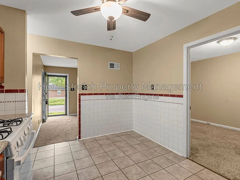 8253 Frost Ave — Photo 5