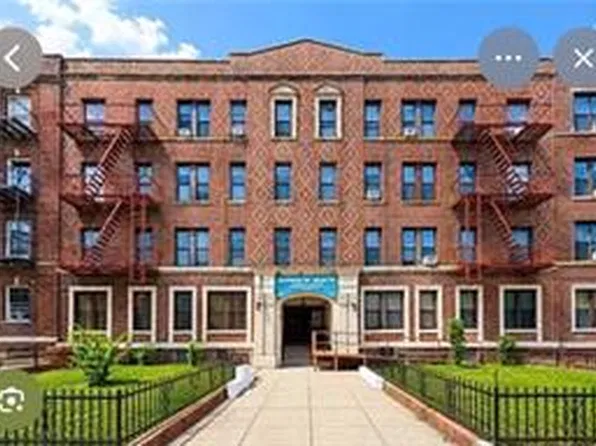 3045 Ocean Parkway image 1 of 16