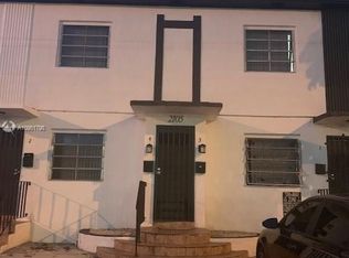 2105 SW 7th St #3, Miami, FL 33135