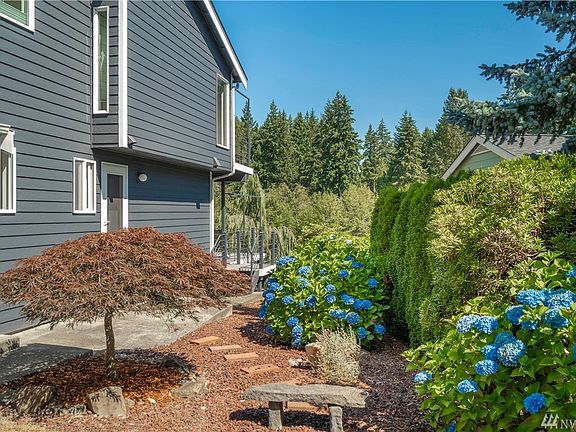 4th image of 19104 Bonney Lake Blvd E