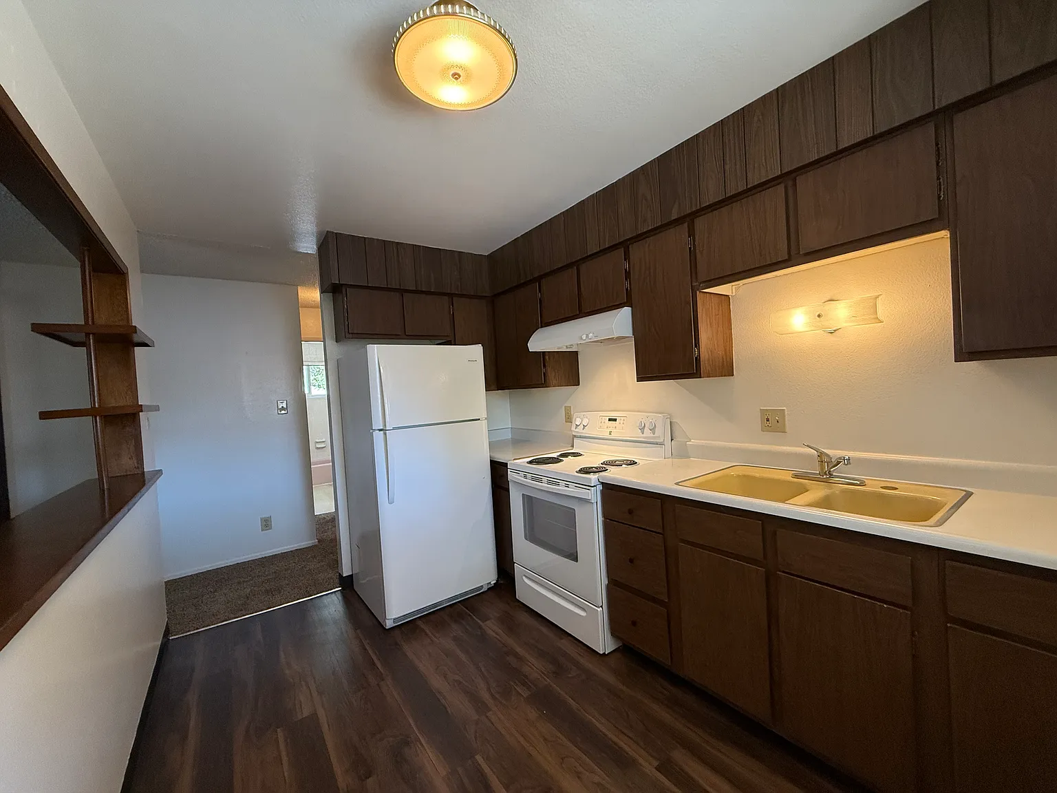 1 bed, 500 sqft, $1,300 — Photo 3