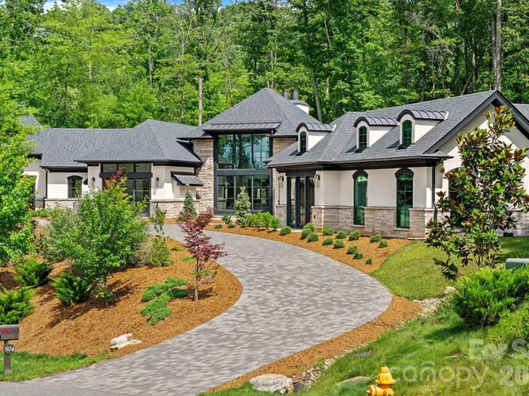 504 Hollow Trl, Asheville, NC 28803