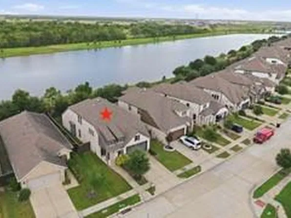 10602 Wagner St, Iowa Colony, TX 77583