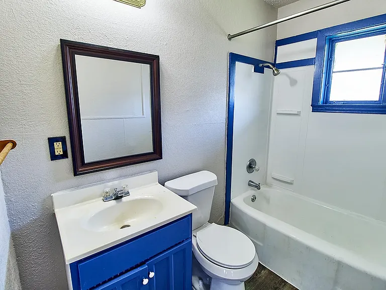 1504 Sherman Dr #301 — Photo 16